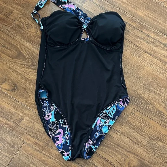 Loft Beach Floral Asymmetrical Bandeau Swimsuit - Picture 11 of 11